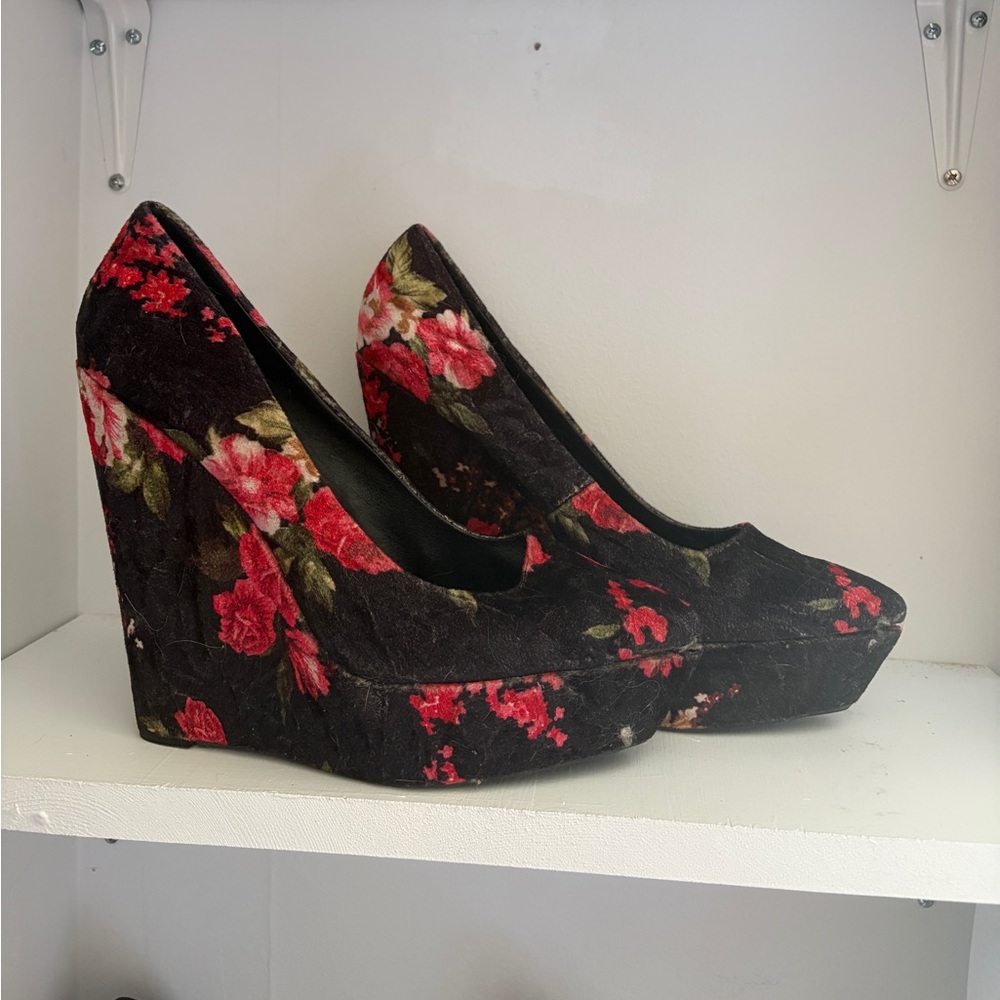 Aldo Black Velvet Heels